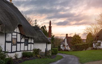 is North Wraxall thatch roofing popular